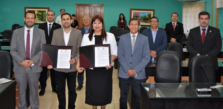 UNA y Municipalidad de San Lorenzo firman convenio de cooperación