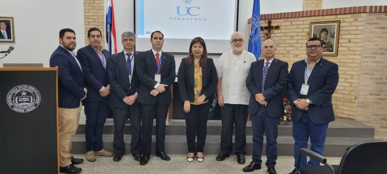 Comitiva de la UNA participó activamente de la II Conferencia INNOVA en Paraguay