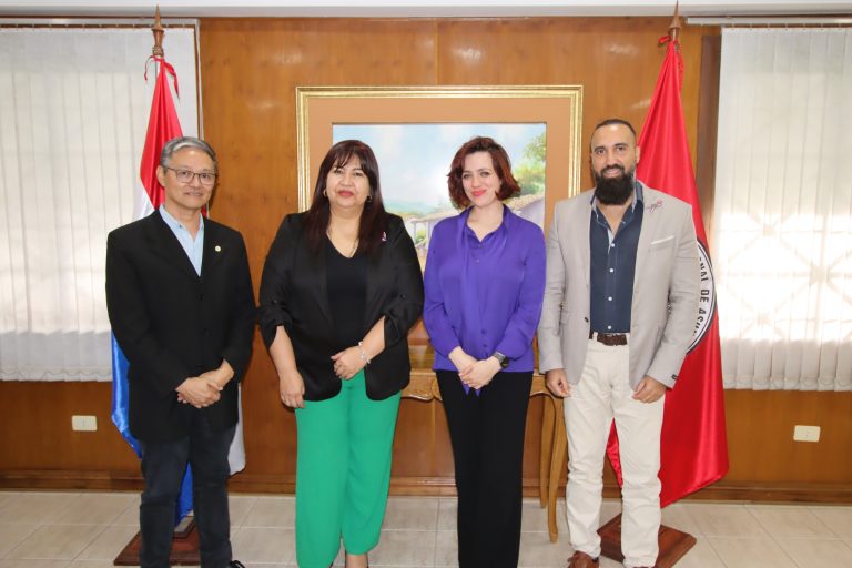 UNA y OIEA afianzan cooperación en el marco del proyecto PAR5012