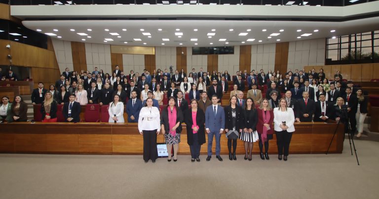 Estudiantes participaron de simulación y análisis de la dinámica parlamentaria