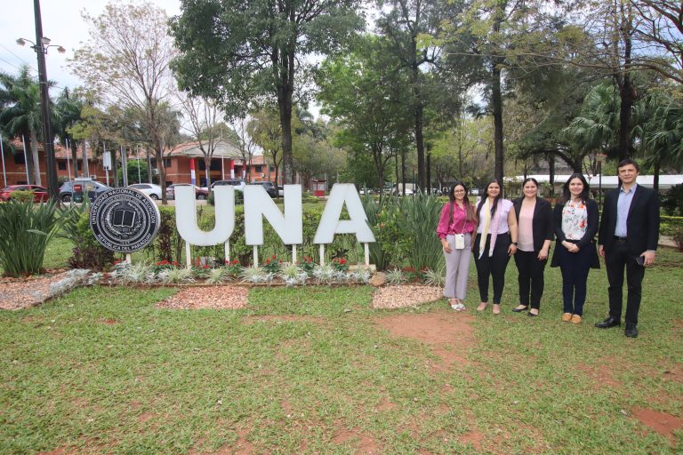 La UNA recibe a docentes colombianas en marco de movilidad de gestores