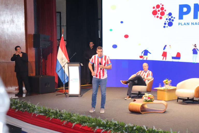 UNA se suma a construcción estratégica del Paraguay 2050