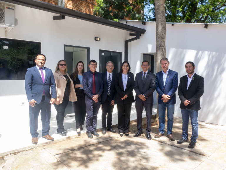 Habilitan moderno Laboratorio de Cultivo In Vitro con asistencia técnica del CEMIT-UNA